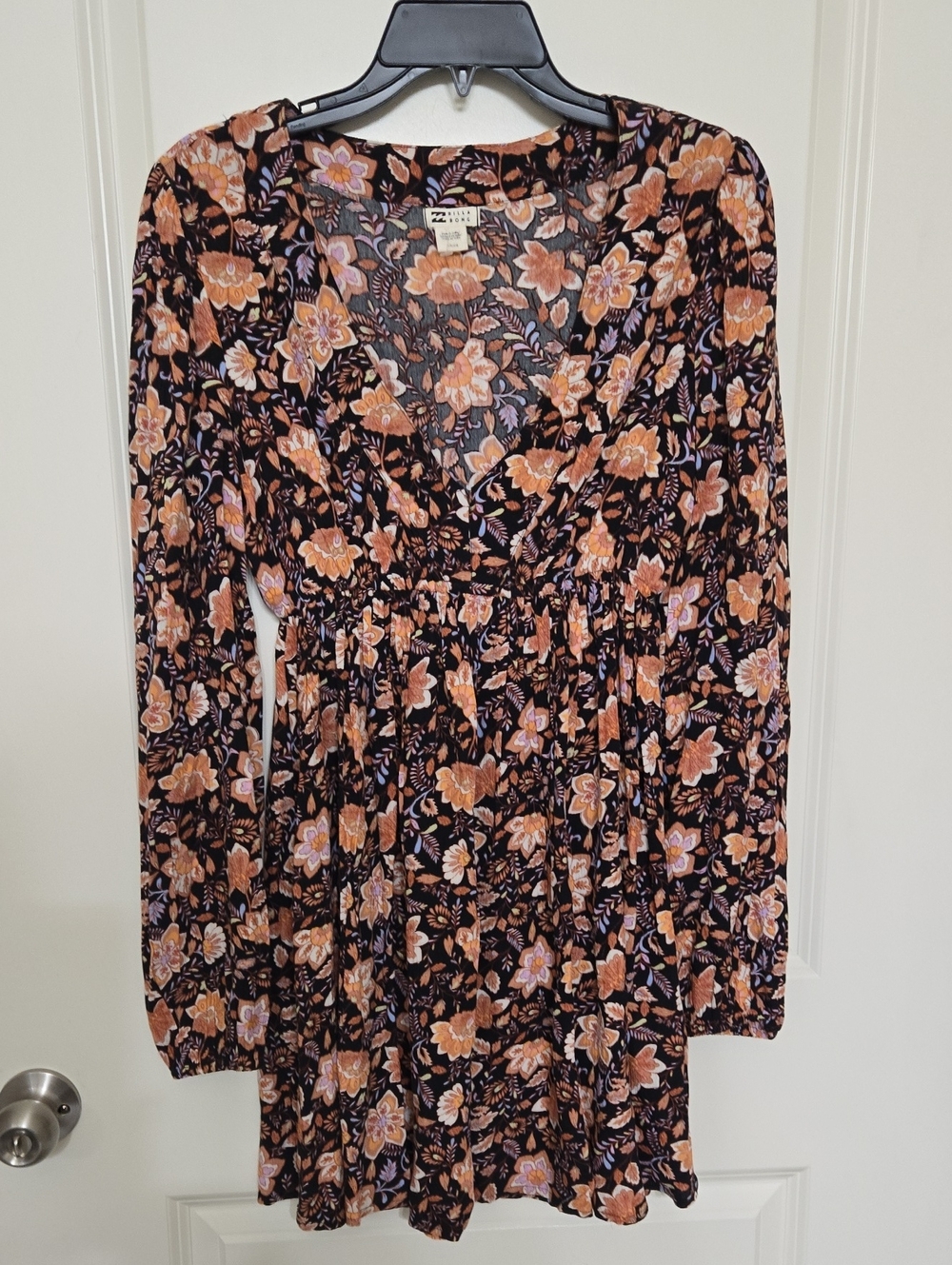 Billabong Black Floral V-Neck Peplum Tunic with Peach and Lavender Flowers